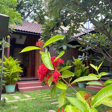 Habana Angkor Boutique Hotel Сиемрип Экстерьер фото